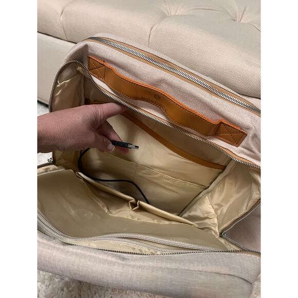 Nordace Siena Pro Smart Backpack and Extra Bags Laptop Padding Phone Charger EUC - Picture 8 of 10